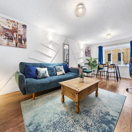 Quirky Canary 2Bed, Free Parking, Smart Tv & Games Londen Buitenkant foto