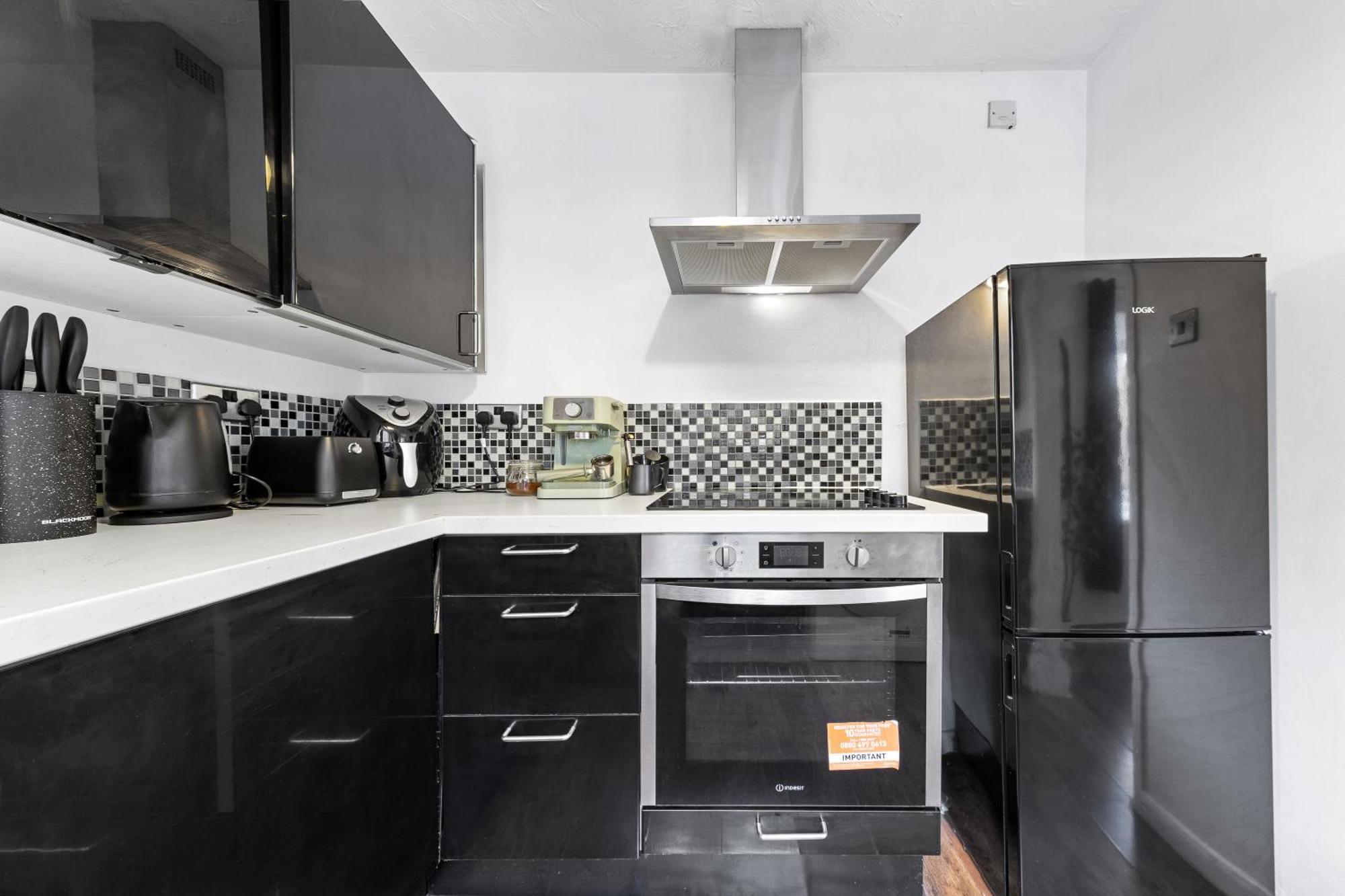 Quirky Canary 2Bed, Free Parking, Smart Tv & Games Londen Buitenkant foto