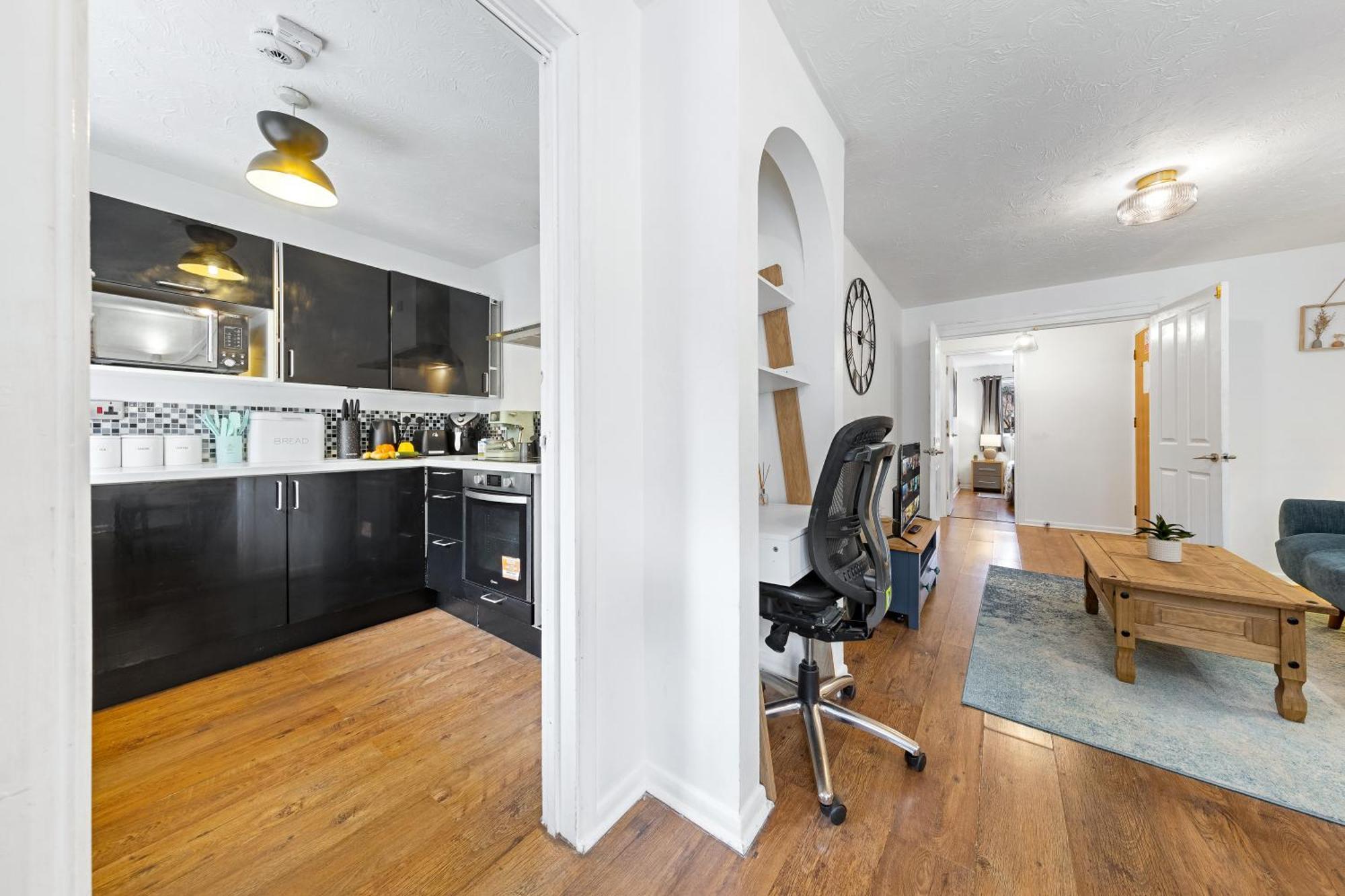 Quirky Canary 2Bed, Free Parking, Smart Tv & Games Londen Buitenkant foto