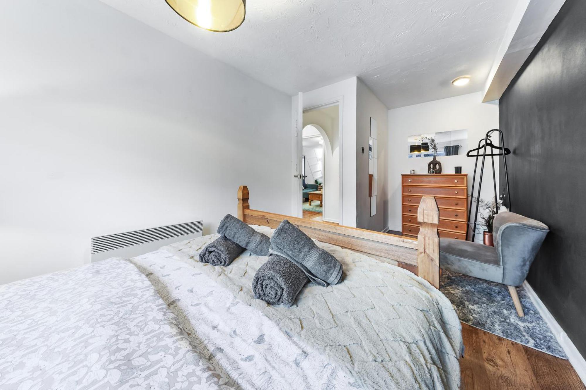 Quirky Canary 2Bed, Free Parking, Smart Tv & Games Londen Buitenkant foto