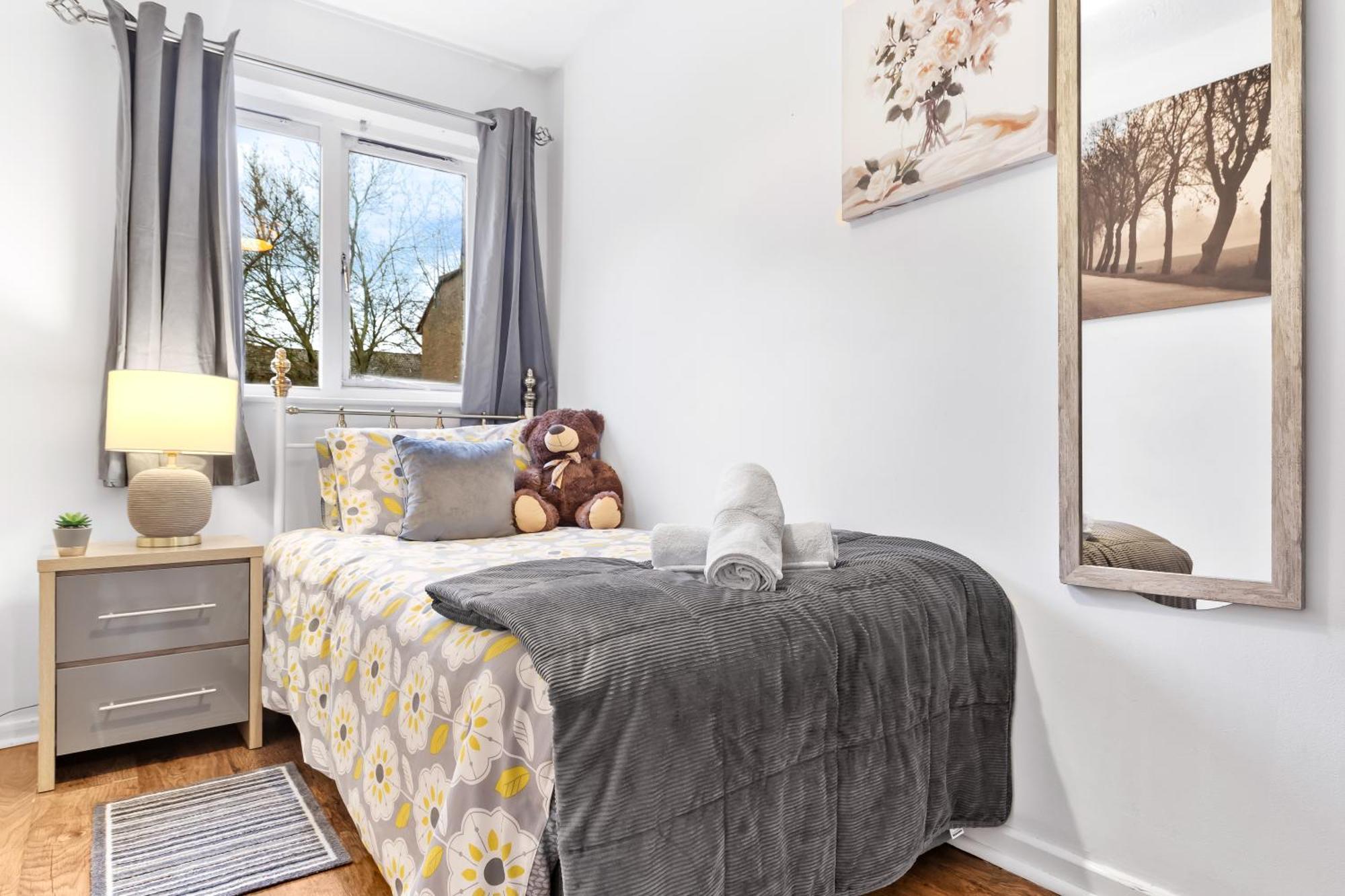 Quirky Canary 2Bed, Free Parking, Smart Tv & Games Londen Buitenkant foto